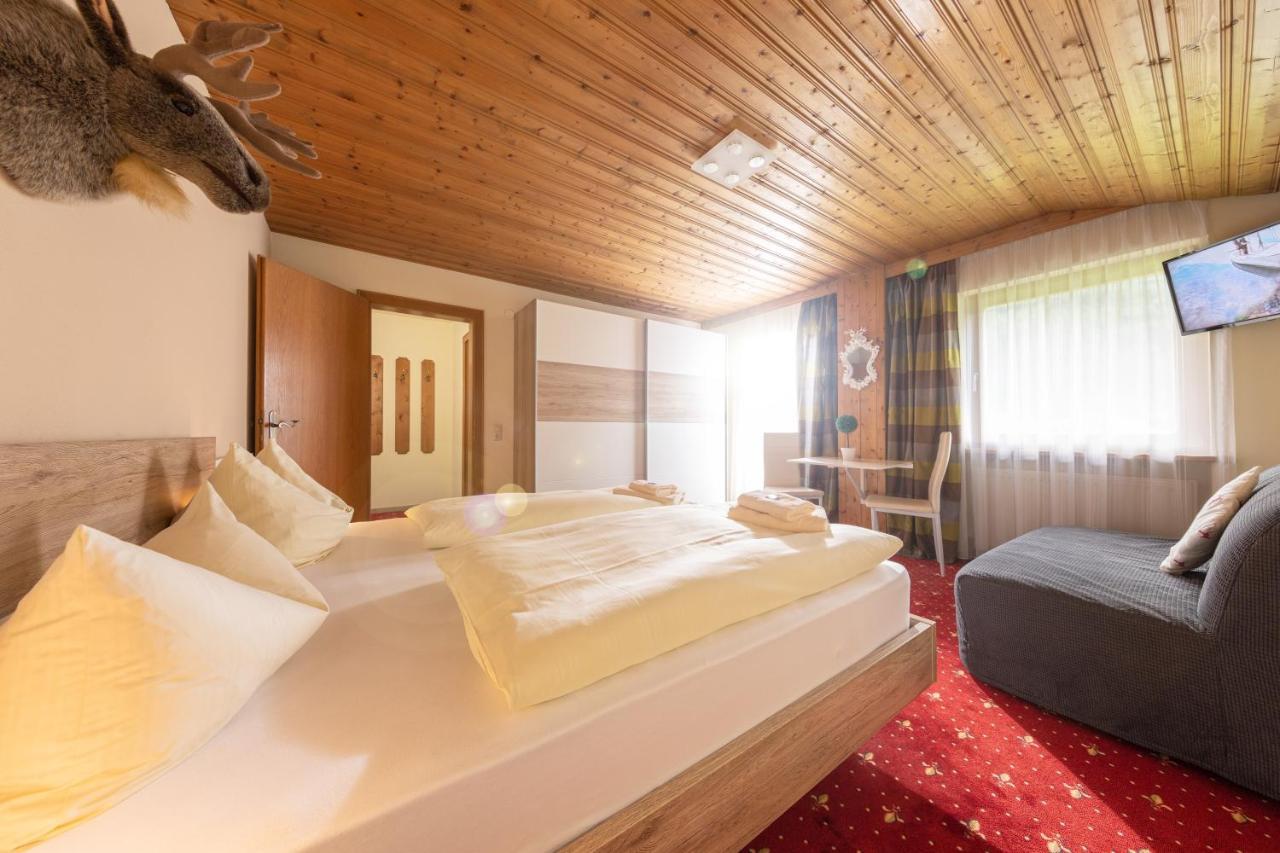 T3 Pension Wald Am Arlberg Eksteriør billede