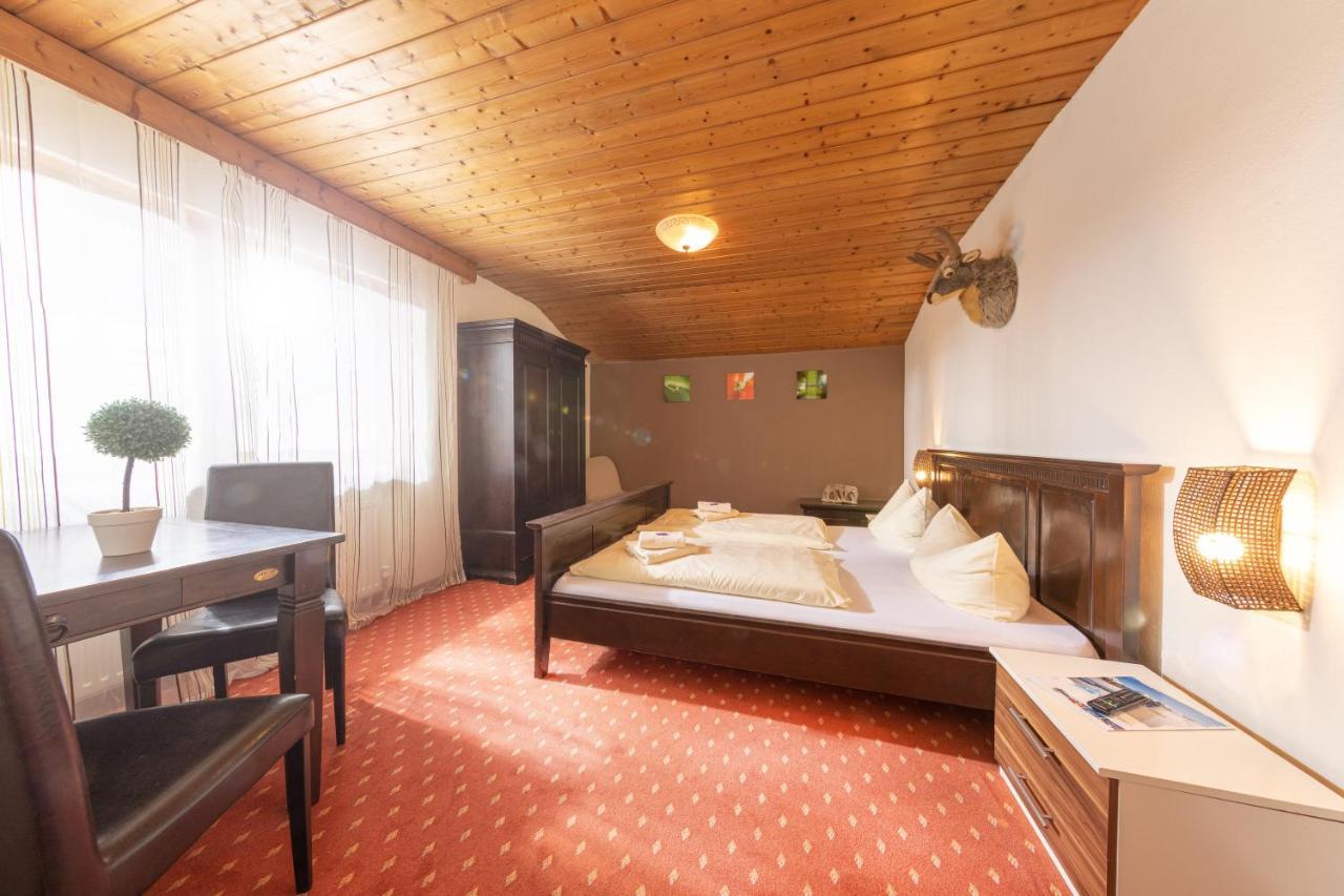 T3 Pension Wald Am Arlberg Eksteriør billede
